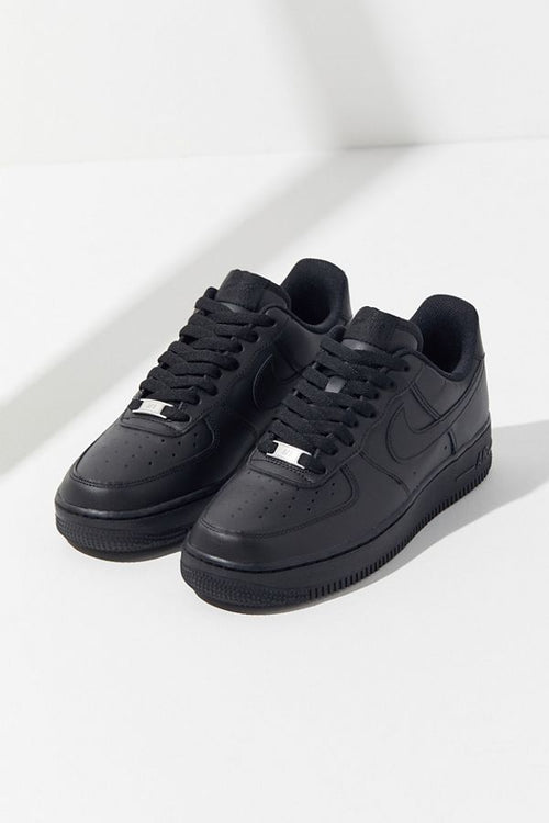 Nike Air Force 1 Black Sneaker